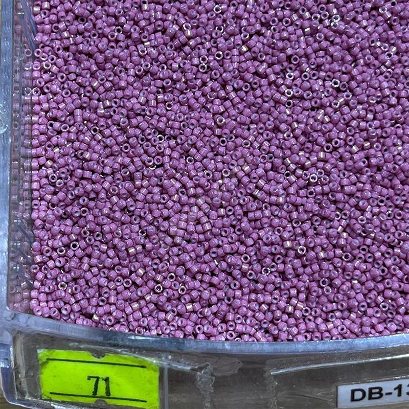 Miyuki Boncuk ( Delica Db 11-0 Kesim Kod: 71 ) Lila Renk ( 2 Gram )